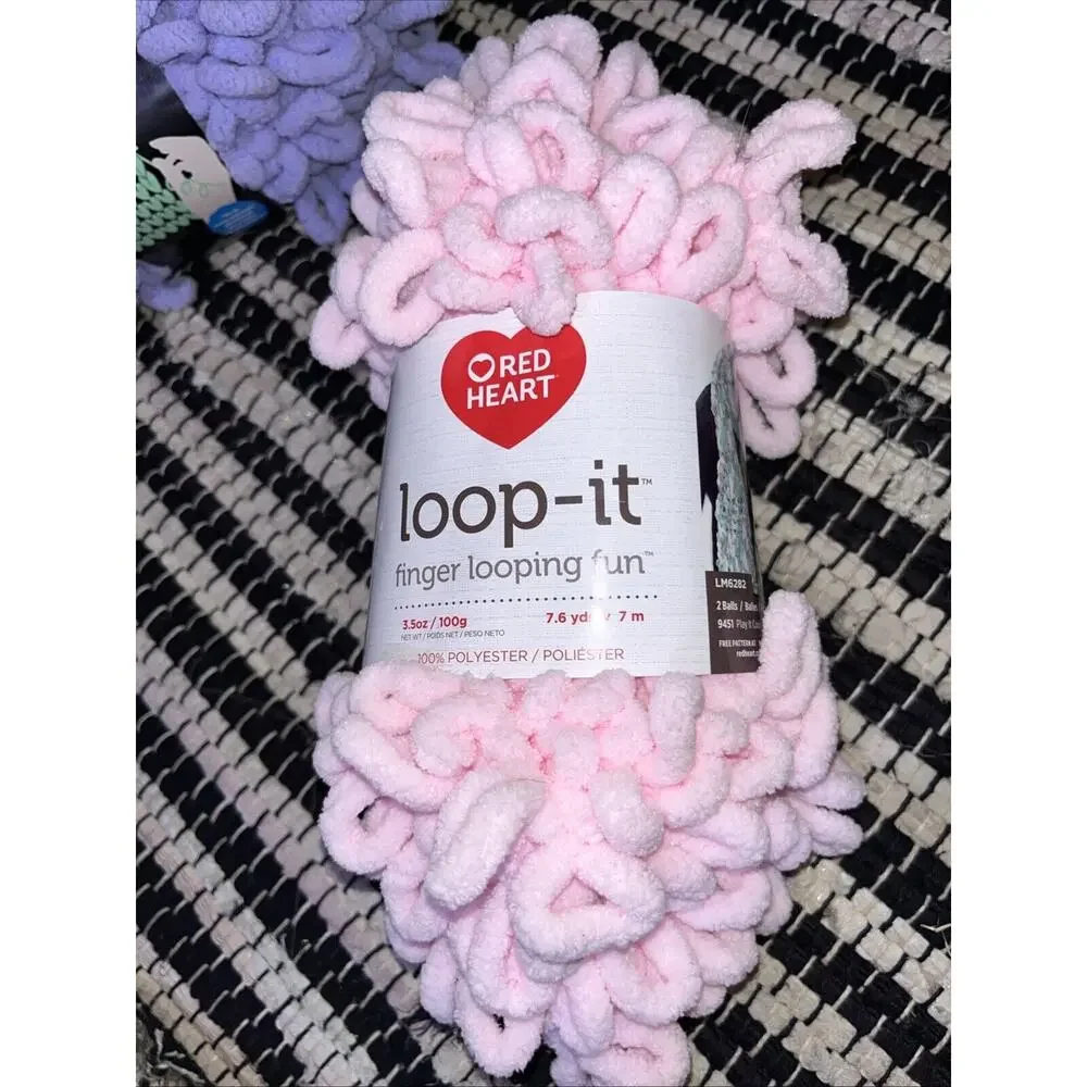 yarn lot Of‎ 2 “in The Pink” “purple Heart” Finger Loop Yarn